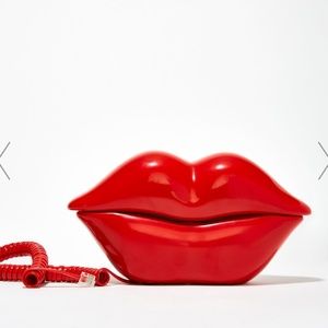 Meet your Posher, Shakira